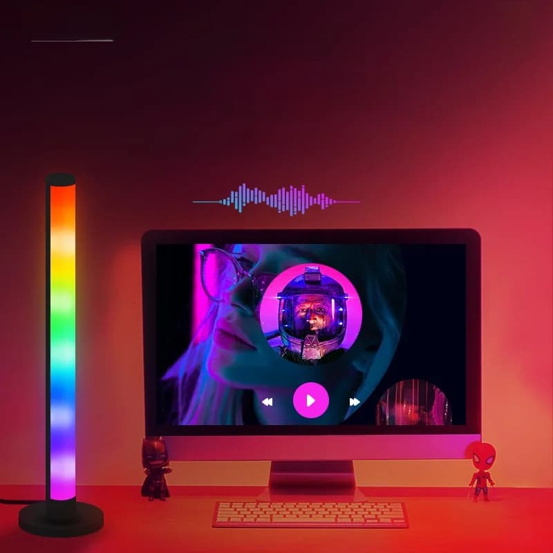 Luminária de Mesa LED RGB com Controle por App e Reação ao Som